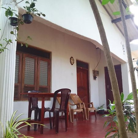 Winstar Homestay Sigiriya Esterno foto